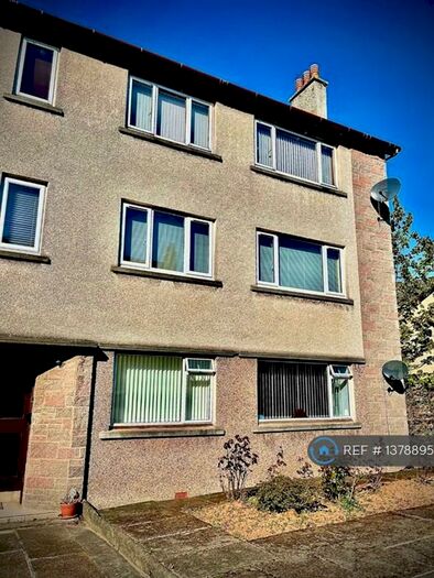 1 Bedroom Flat To Rent In Kelburn Court, Largs, KA30