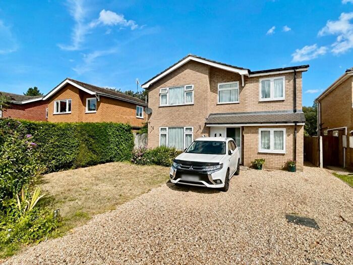 5 Bedroom Detached House For Sale In Pennine Way, Spalding, PE11