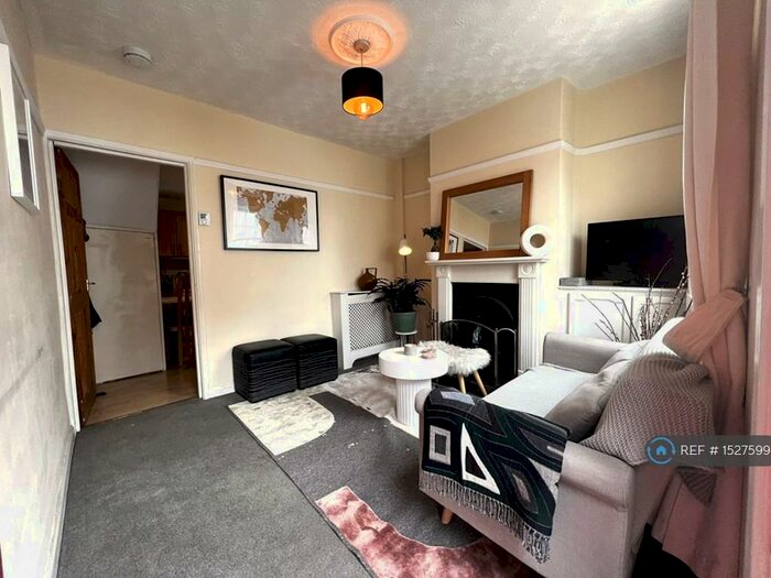 2 Bedroom End Of Terrace House To Rent In Eldon Terrace, Reading, RG1