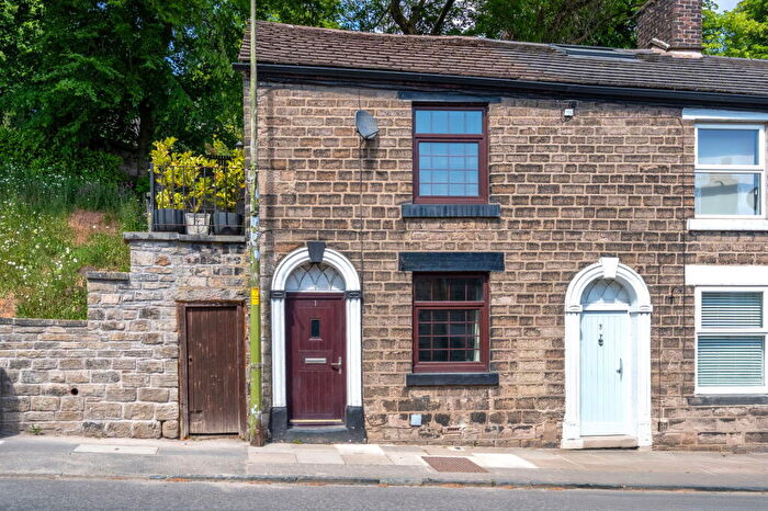 3 Bedroom End Of Terrace House For Sale In Market Street, Hyde, SK14
