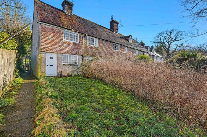 2 Bedroom End Of Terrace House For Sale In Newtons Hill, Hartfield, TN7