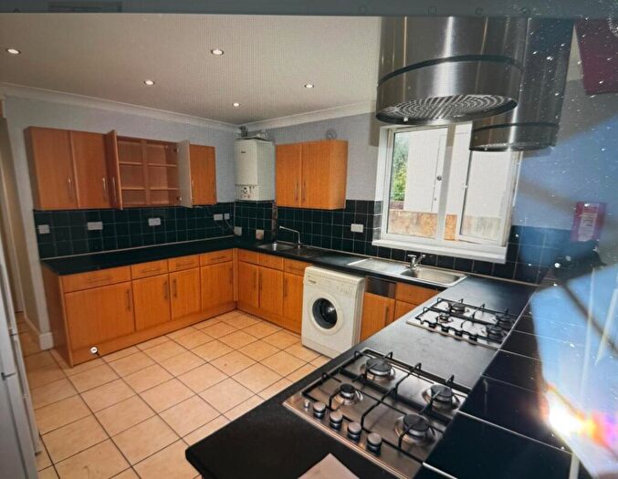 8 Bedroom Semi Detached House To Rent In Alma Road, Southampton, SO14