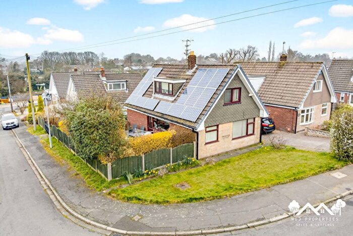 4 Bedroom Detached House For Sale In Beechwood Drive, Feniscowles, Blackburn, BB2