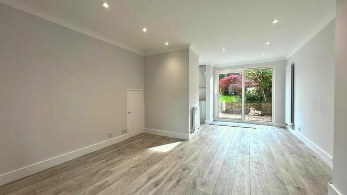 3 Bedroom Semi-Detached House To Rent In Cheviot Road, Sandhurst, Berkshire, GU47