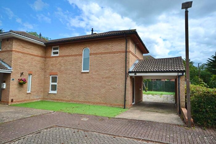 3 Bedroom Semi-Detached House For Sale In Clapham Place, Bradwell Common, Milton Keynes, Buckinghamshire, MK13