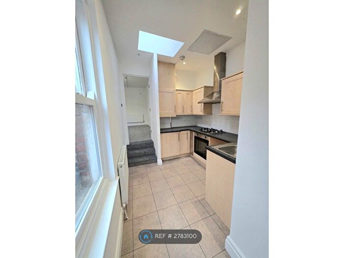 1 Bedroom Flat To Rent In Lytham St Annes, Lytham St Annes, FY8