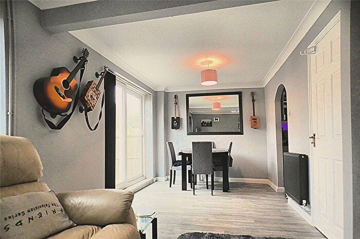 3 Bedroom Terraced House For Sale In Halewood, Bracknell, Bracknell Forest, RG12