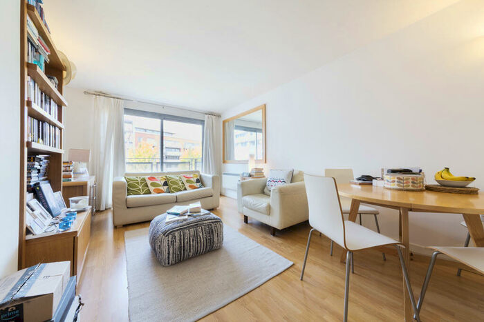 1 Bedroom Apartment To Rent In Montana Building, Deals Gateway, London, SE13