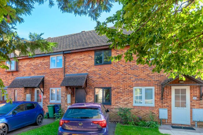 2 Bedroom Terraced House For Sale In Lodge Close, Marston, Oxford, OX3