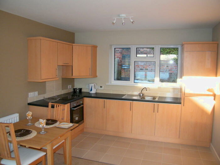 1 Bedroom Bungalow To Rent In Riseholme Bungalows, Mapperley, NG3