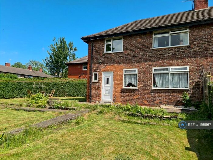 3 Bedroom Semi-Detached House To Rent In Shipley Avenue, Salford, M6