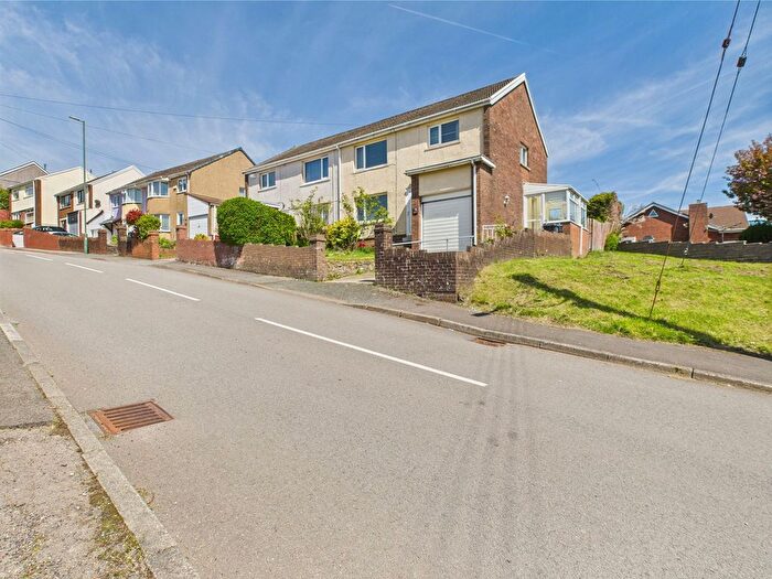 3 Bedroom Semi-detached House For Sale In Stonebridge Road, Rassau, NP23