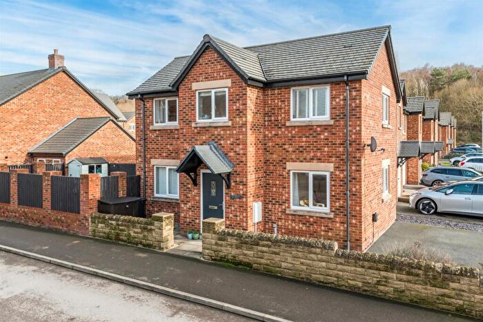 3 Bedroom Detached House For Sale In Thomas Drive, Guiseley, LS20