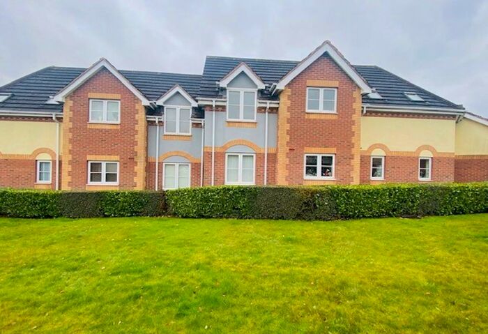 2 Bedroom Apartment To Rent In Warren House Court, Sutton Coldfield, West Midlands, B76