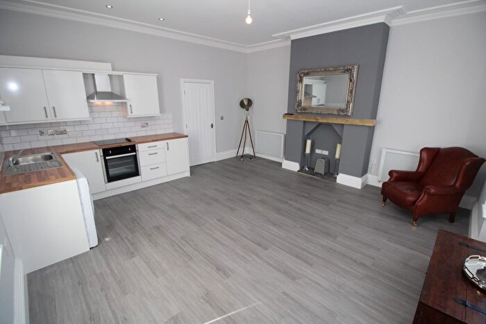 2 Bedroom Flat To Rent In Fletcher Drive, Aigburth, L19