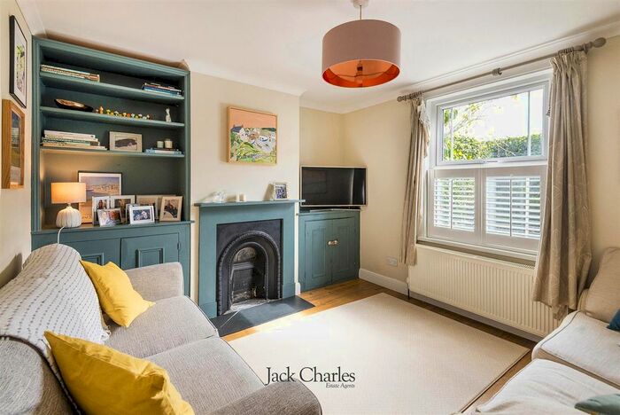 2 Bedroom End Terrace House For Sale In Garden Road, Tonbridge, TN9