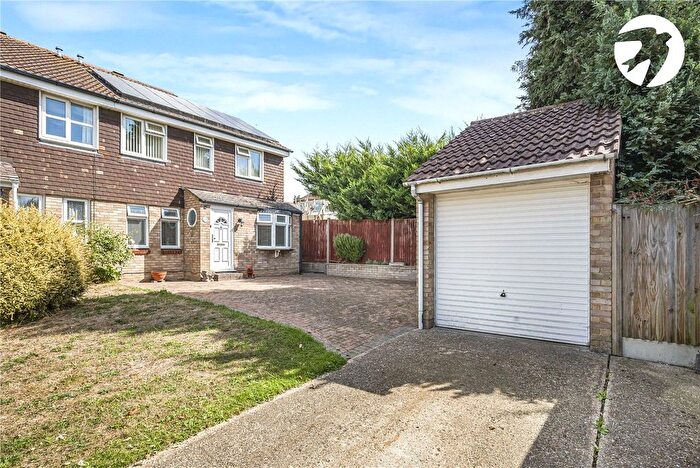 2 Bedroom Semi-Detached House For Sale In Bremner Close, Swanley, Kent, BR8