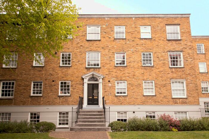 2 Bedroom Flat To Rent In John Spencer Square, London, N1