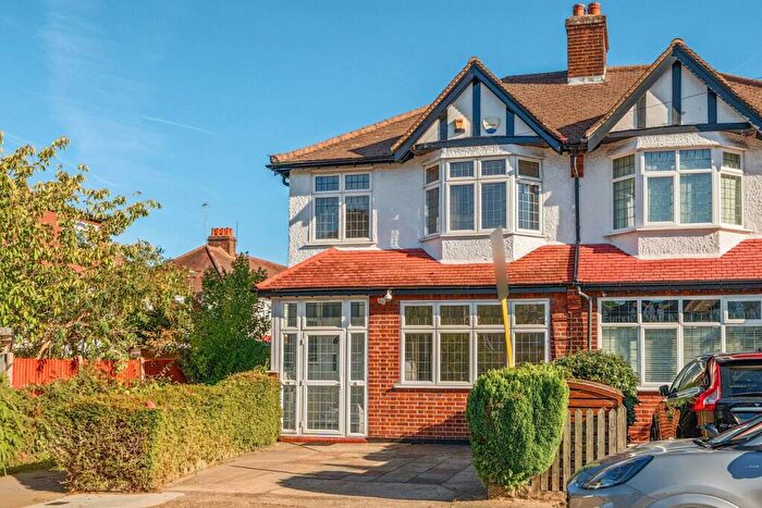 3 Bedroom Semi Detached House To Rent In Martin Grove, Morden, SM4