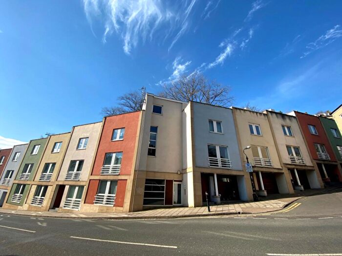 1 Bedroom Flat To Rent In Clifton, Brandon Villas, BS8