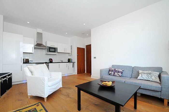 1 Bedroom Flat To Rent In Haverstock Hill, Belsize Park, London, NW3
