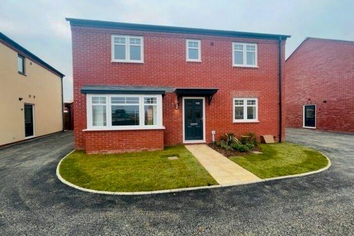 4 Bedroom Property To Rent In Ironbridge Road, Gloucester GL2