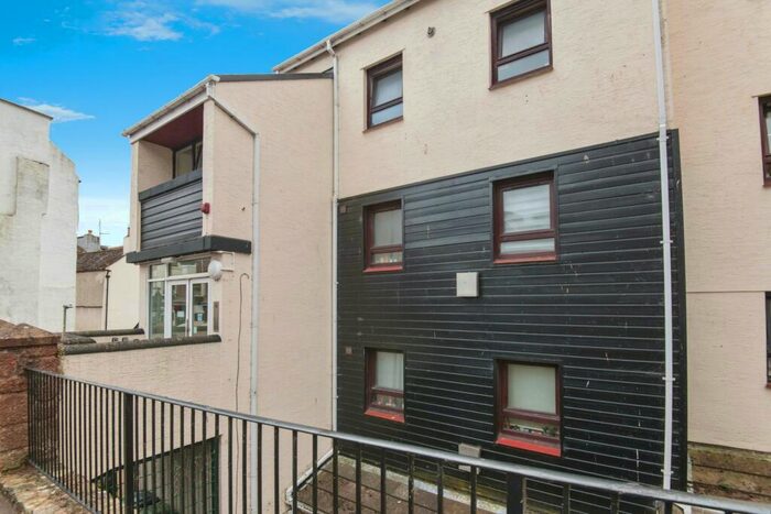 1 Bedroom Flat For Sale In Bartholomew Street West, Exeter, Devon, EX4