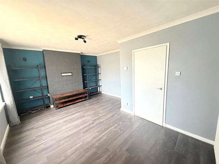 2 Bedroom Semi-Detached House For Sale In Belhaven Road, Hamilton, South Lanarkshire, ML3