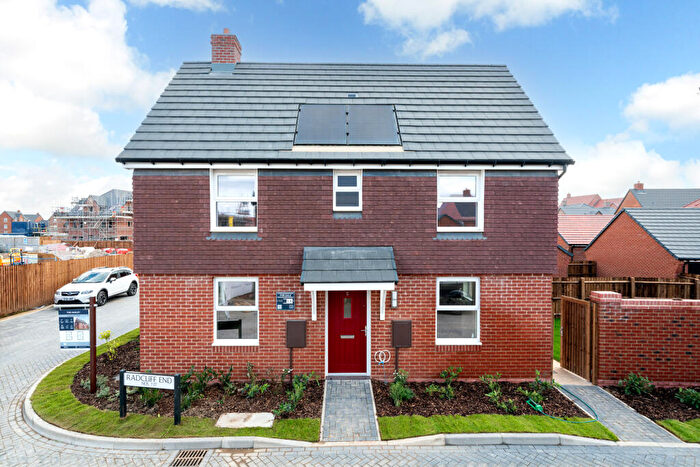 3 Bedroom Semi-Detached House For Sale In Radcliff End, Broughton, Aylesbury, HP22