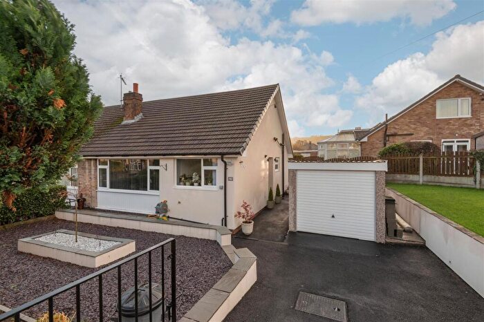 3 Bedroom Bungalow For Sale In Rufford Road, Elland, HX5