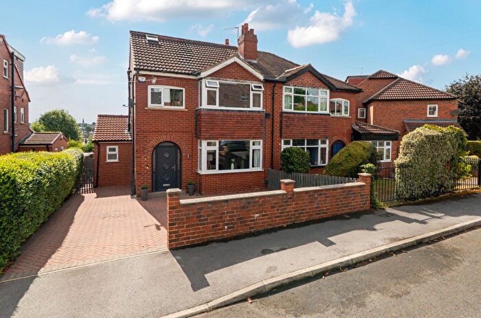 4 Bedroom Semi Detached House For Sale In Carr Bridge View, Cookridge, Leeds, LS16