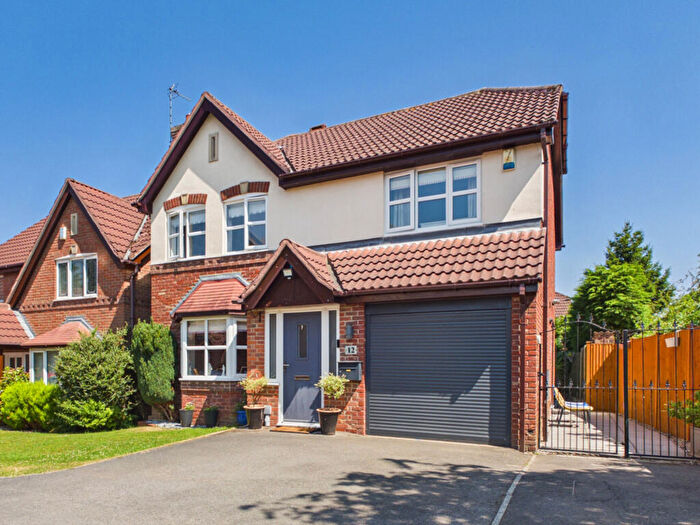 4 Bedroom Detached House For Sale In Earlswood Drive, Mickleover, DE3