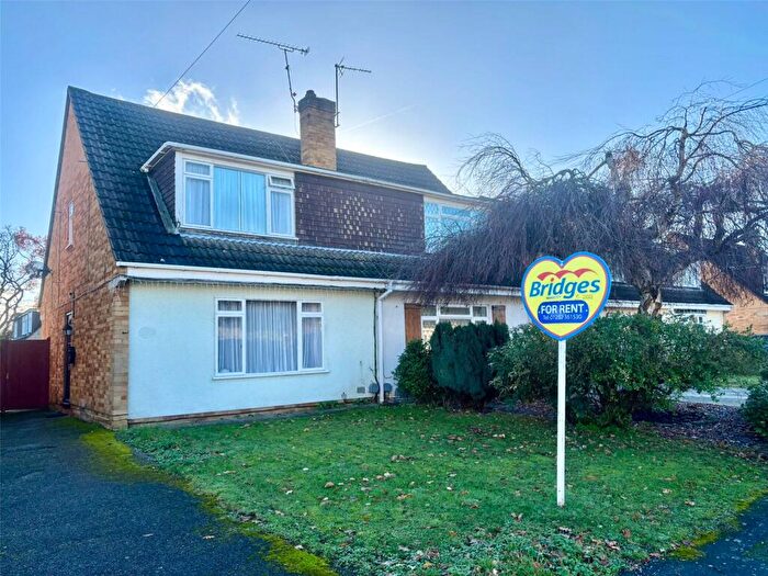 3 Bedroom Semi-Detached House To Rent In Harvey Road, Cove, Farnborough, GU14