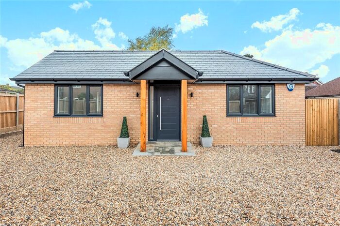 2 Bedroom Bungalow To Rent In Lyne Gardens, Biggin Hill, Westerham, Kent, TN16