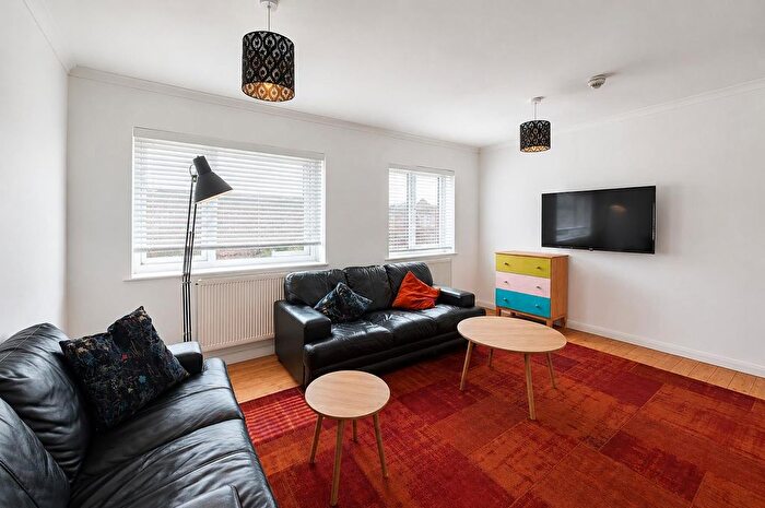 4 Bedroom Town House To Rent In Avon Way, Colchester, CO4