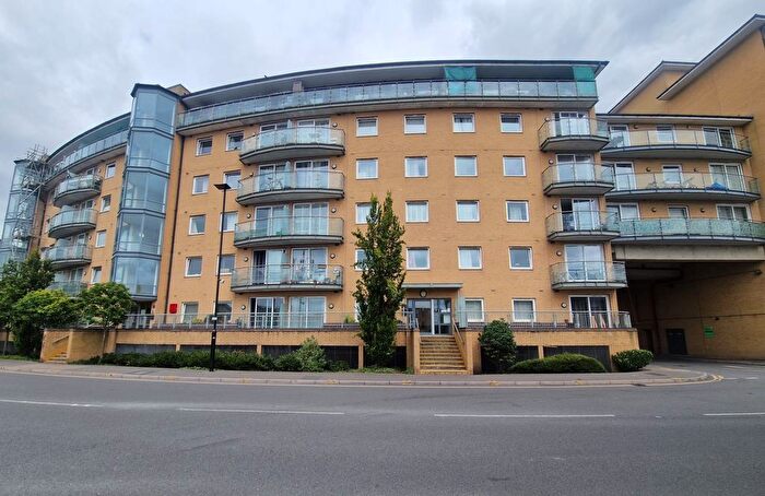 2 Bedroom Flat To Rent In Highfield Road, Feltham, TW13