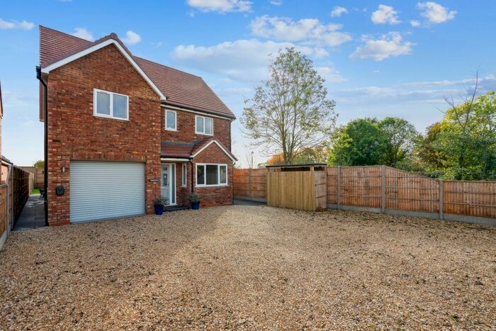 5 Bedroom Detached House For Sale In Station Road, Quainton, Aylesbury, HP22