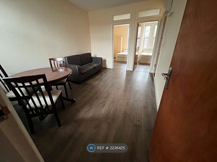 2 Bedroom Flat To Rent In Church Lane, London, E11