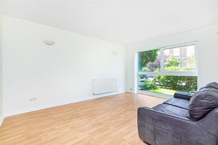 1 Bedroom Flat To Rent In Pelham Road, London, SW19