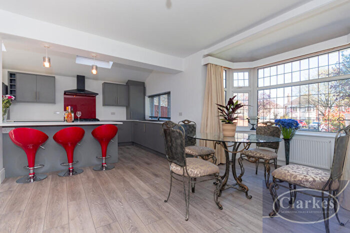 3 Bedroom House For Sale In Large Double Bed West Way, Bournemouth, BH9