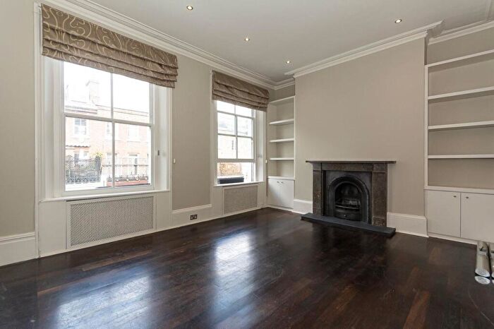2 Bedroom Apartment To Rent In Park Walk, Chelsea, SW10