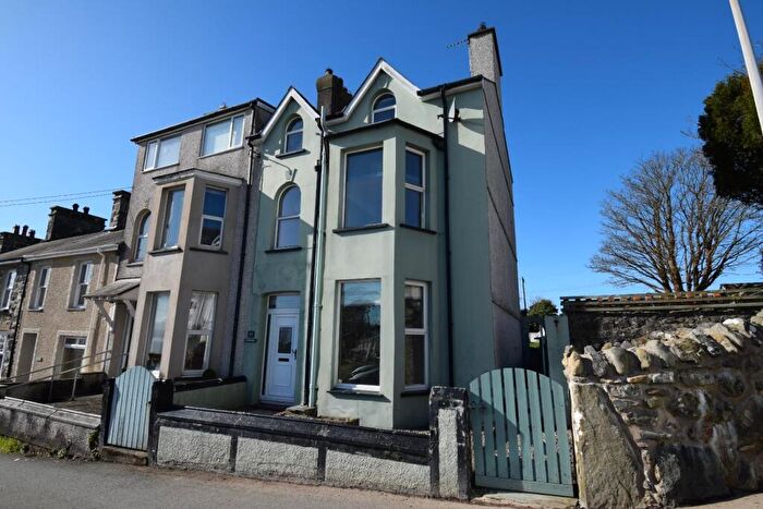 5 Bedroom End Of Terrace House For Sale In Salem Terrace, Criccieth, LL52