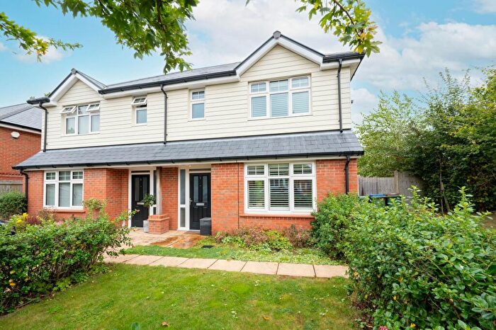 3 Bedroom Semi-Detached House For Sale In Coolhurst Close, Monks Gate, RH13