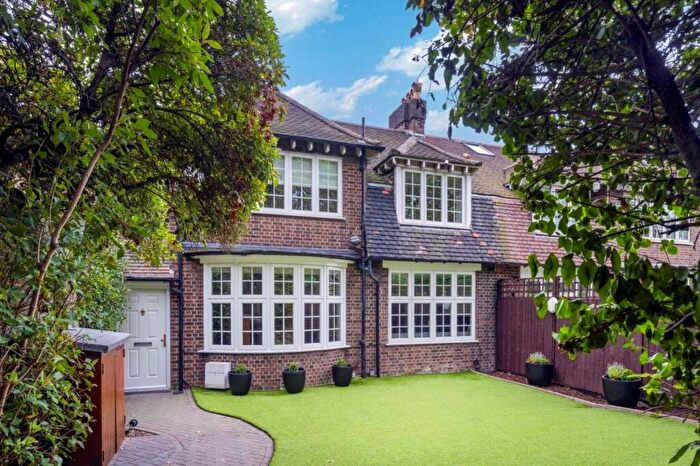 4 Bedroom Semi-Detached House To Rent In Fitzjohns Avenue, Hampstead, London, NW3