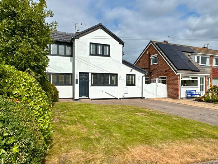 3 Bedroom Semi-Detached House For Sale In Beechwood Drive, Formby, Liverpool, L37