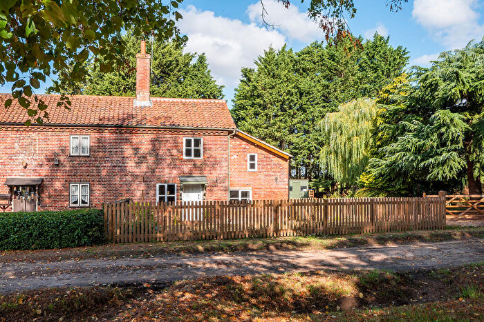 2 Bedroom Semi-Detached House For Sale In Lynn Road, West Rudham, PE31
