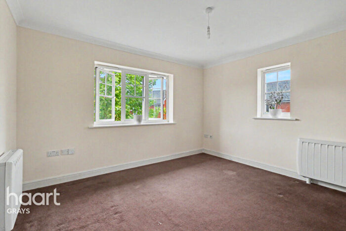 1 Bedroom Flat For Sale In Caspian Way, Purfleet, RM19