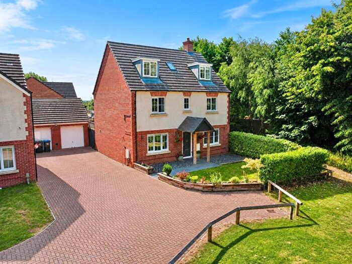 5 Bedroom Detached House For Sale In Campus Drive, Kingsthorpe, Northampton, NN2