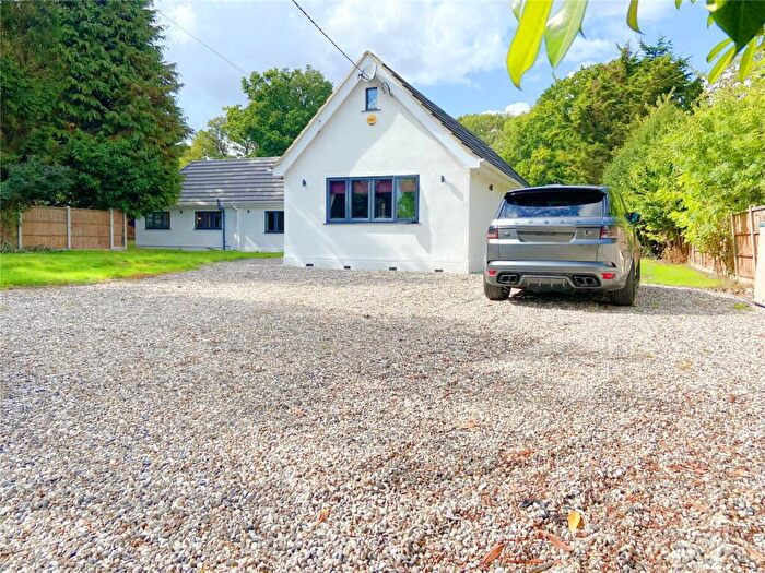 4 Bedroom Bungalow For Sale In Rayleigh Downs Road, Rayleigh, Essex, SS6