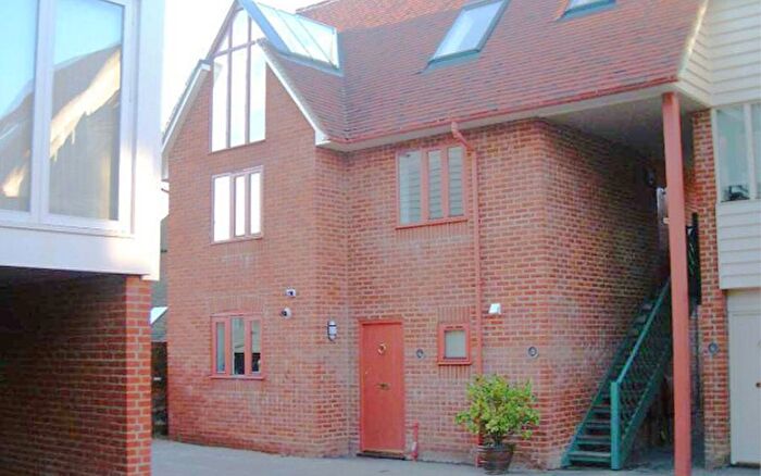 1 Bedroom Flat To Rent In Victoria Yard, Victoria Row, Canterbury, CT1